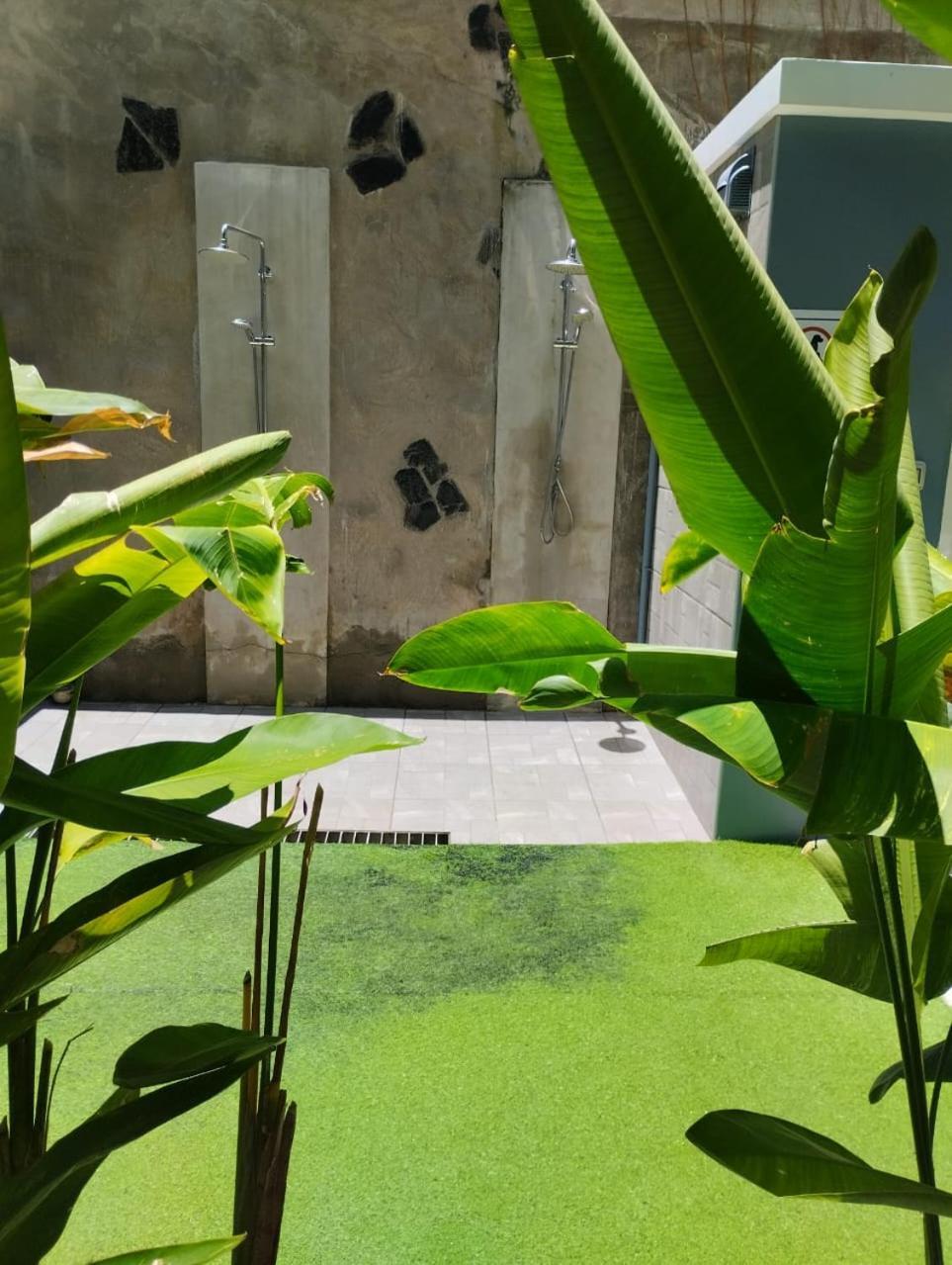Двух-Комнатная Квартира В Кондоминимуме "Tropikal Garden" Pattaya Exterior foto